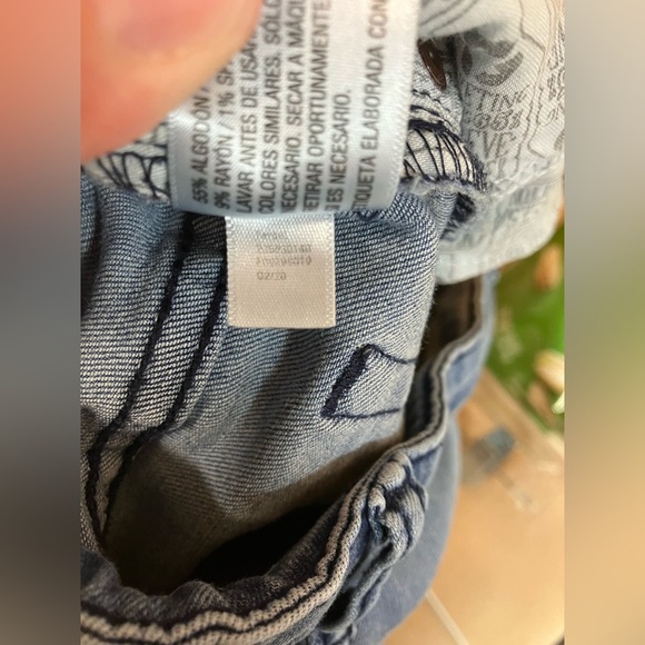 Cat & Jack Blue Denim Jeans - Picture 2 of 12